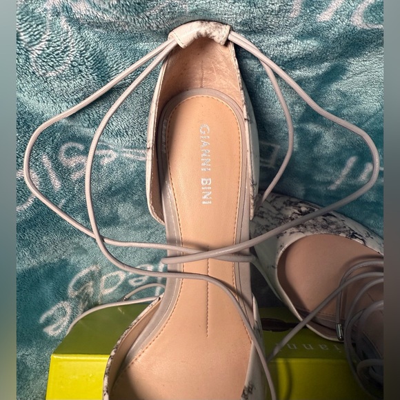 PREVIOUSLY WORN Gianni Bini Marble Edda Women's High Heels w/Lace up Detail - Picture 7 of 11